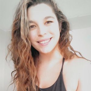 Meet your Posher, Kacie